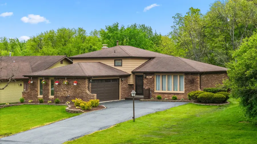 900 Carol Lane, Crete, IL 60417 - #3