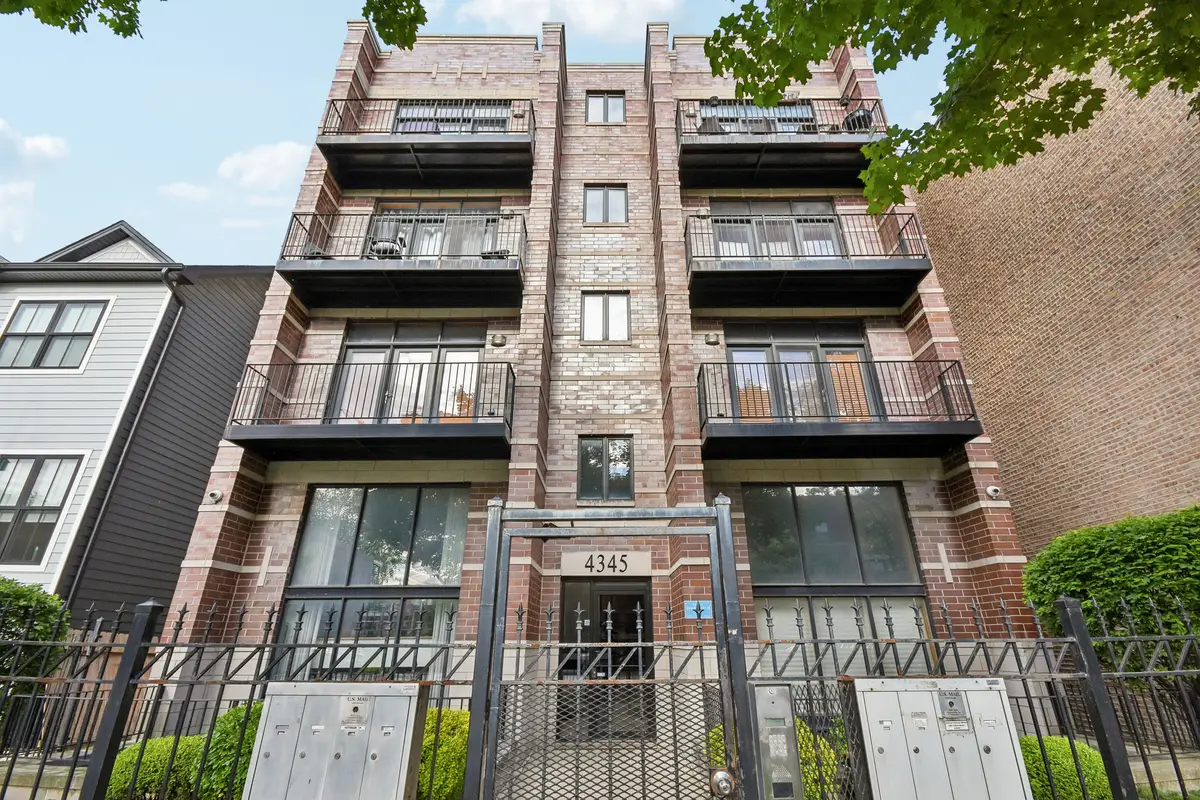 4345 S Indiana Avenue #4S, Chicago, IL 60653 - #1