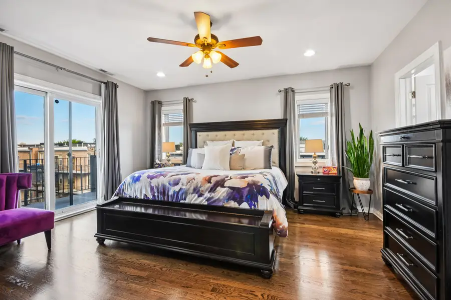 4345 S Indiana Avenue #4S, Chicago, IL 60653 - #2