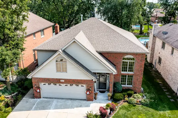 6625 W 91st Place, Oak Lawn, IL 60453