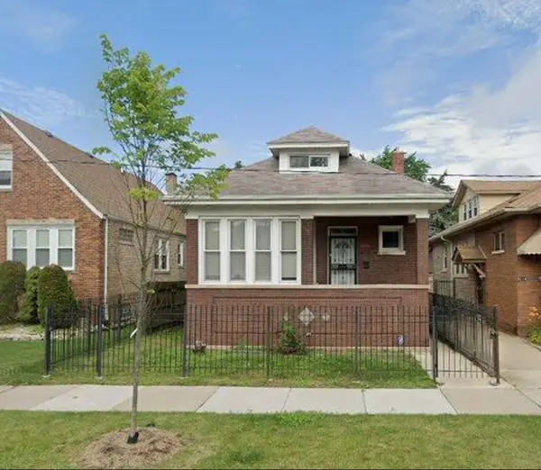 8148 S Blackstone Avenue, Chicago, IL 60619