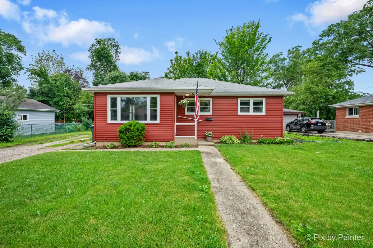 352 Brice Avenue, Mundelein, IL 60060 - #1