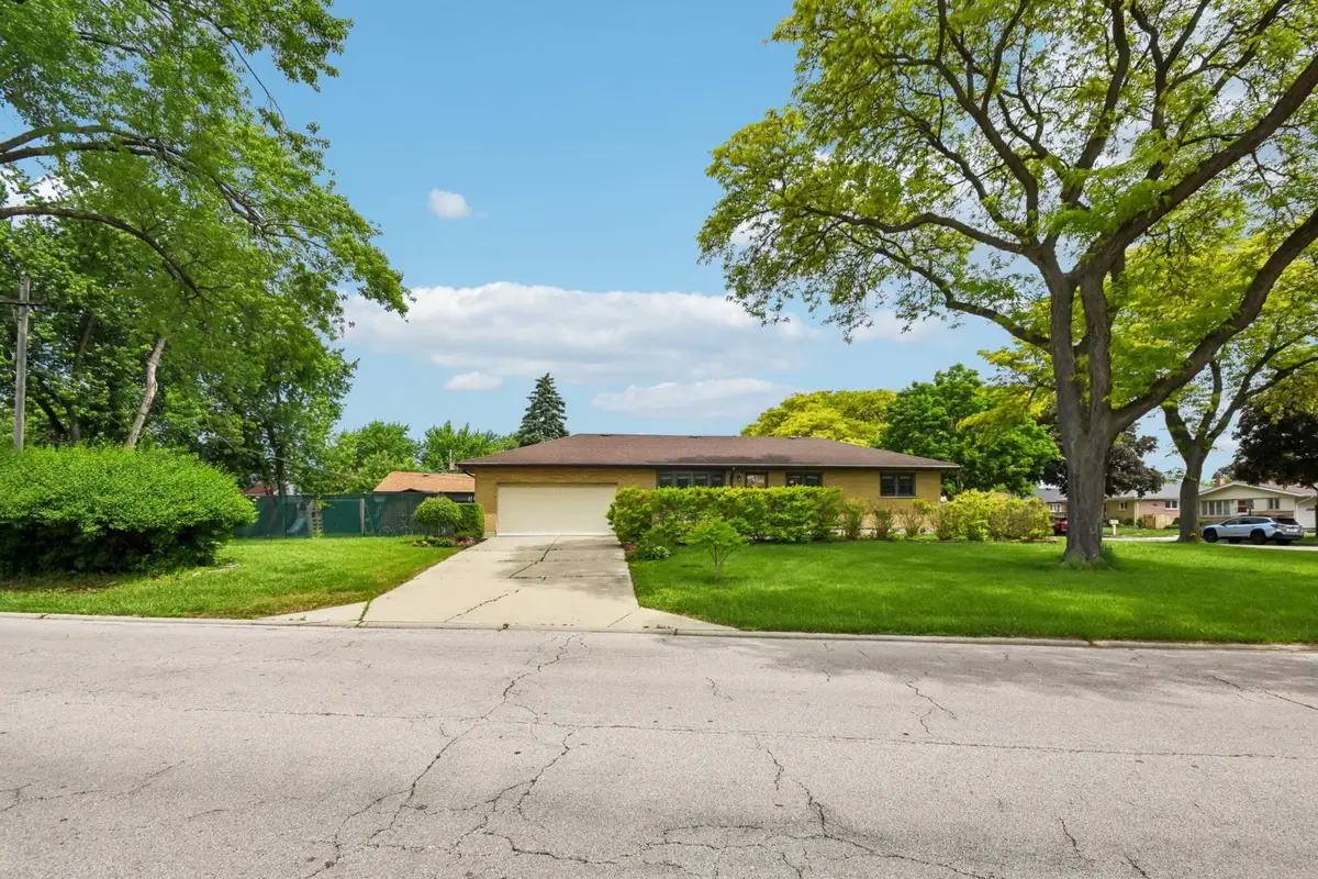 306 Poplar Avenue, Bensenville, IL 60106 - #1