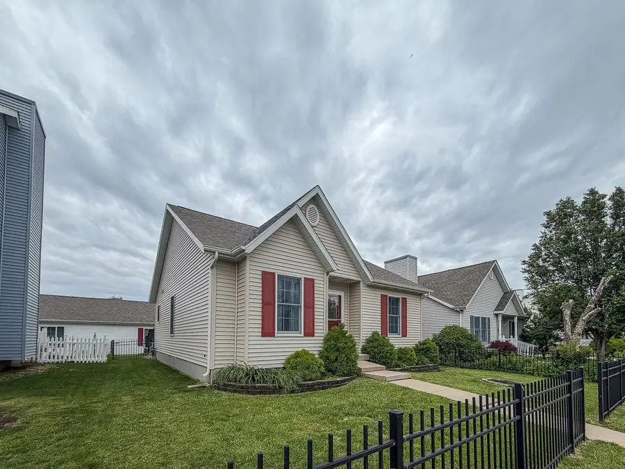 2608 E Florida Avenue, Urbana, IL 61802 - #2
