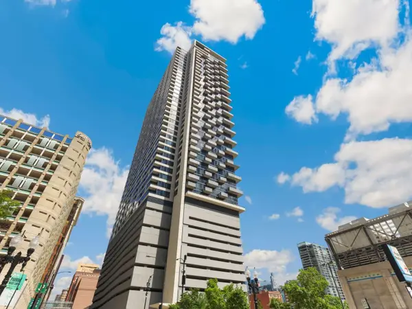 235 W Van Buren Street #4508, Chicago, IL 60607