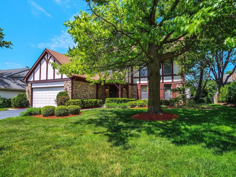312 W Brampton Lane, Arlington Heights, IL 60004 - #3