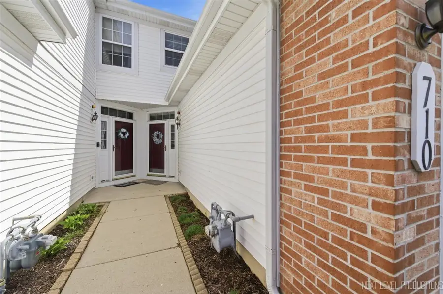 710 Riding Lane, Saint Charles, IL 60174 - #2