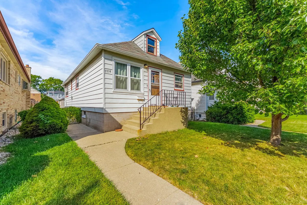3314 N Ozanam Avenue, Chicago, IL 60634 - #1