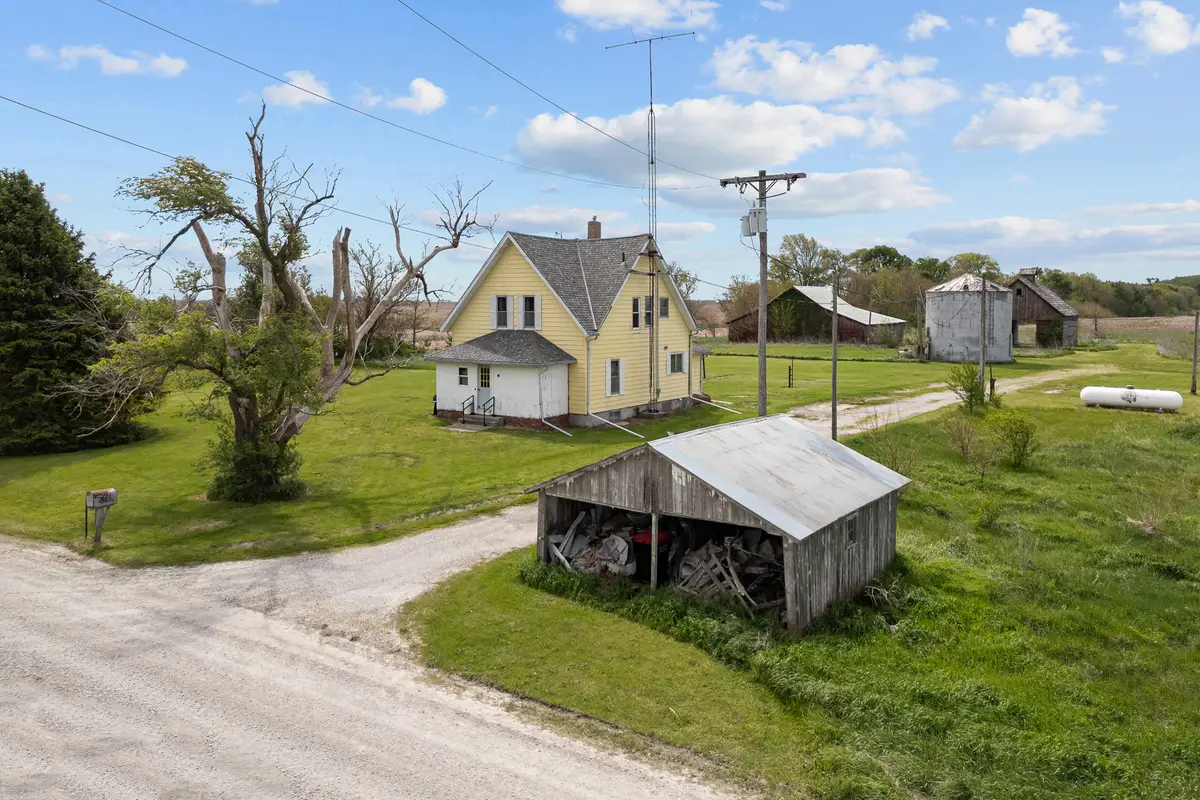 2357 50th Avenue, Aledo, IL 61231 - #1