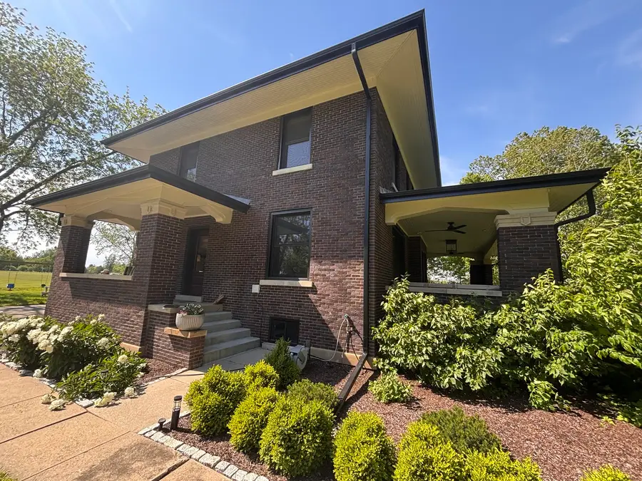 901 S Dunlap Avenue, Savoy, IL 61874 - #3