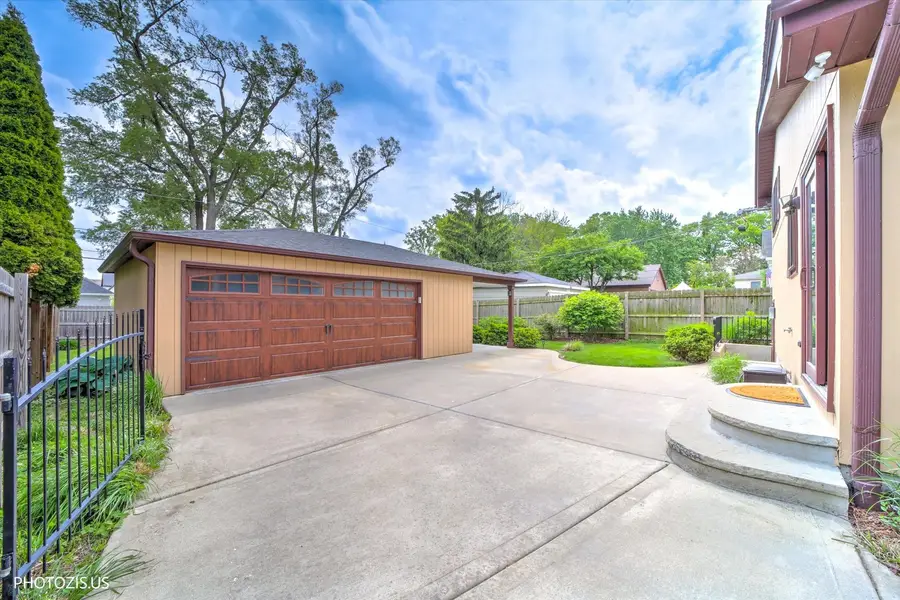 159 N Edgewood Avenue, Wood Dale, IL 60191 - #3
