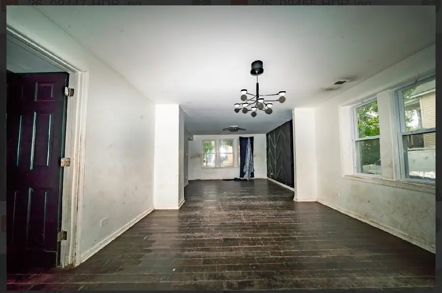 8942 S Baltimore Avenue, Chicago, IL 60617 - #3