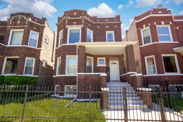 5321 W Monroe Street, Chicago, IL 60644