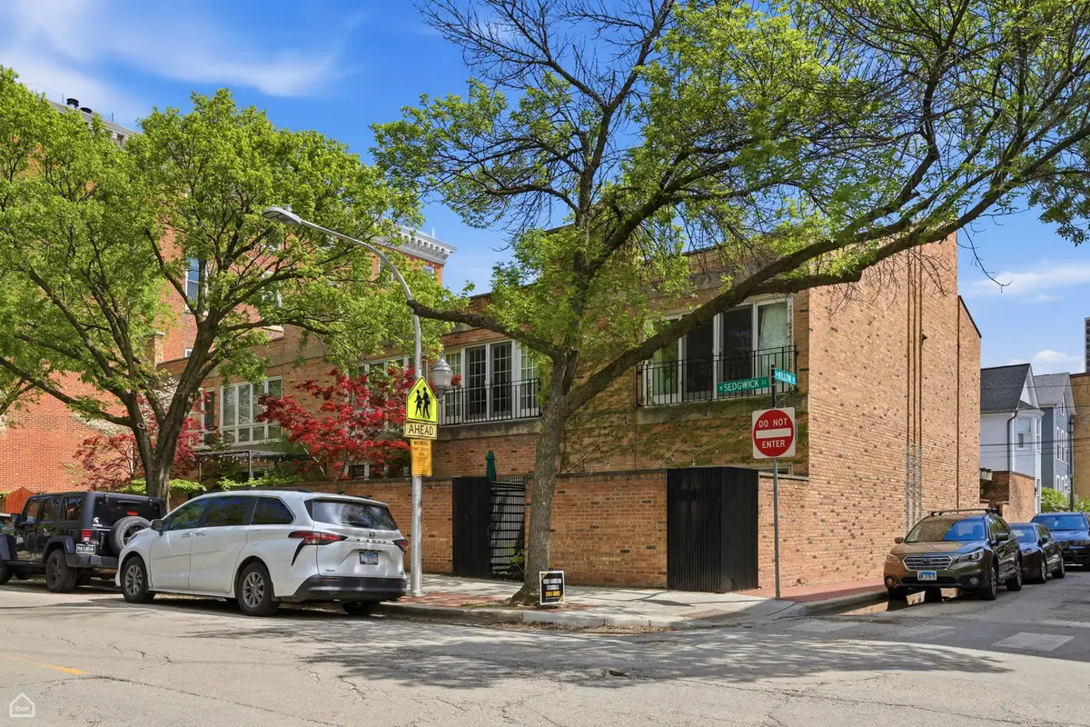 344 W Willow Street #A, Chicago, IL 60614 - #1