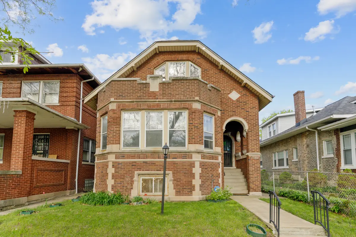 7544 S Ridgeland Avenue, Chicago, IL 60649 - #1