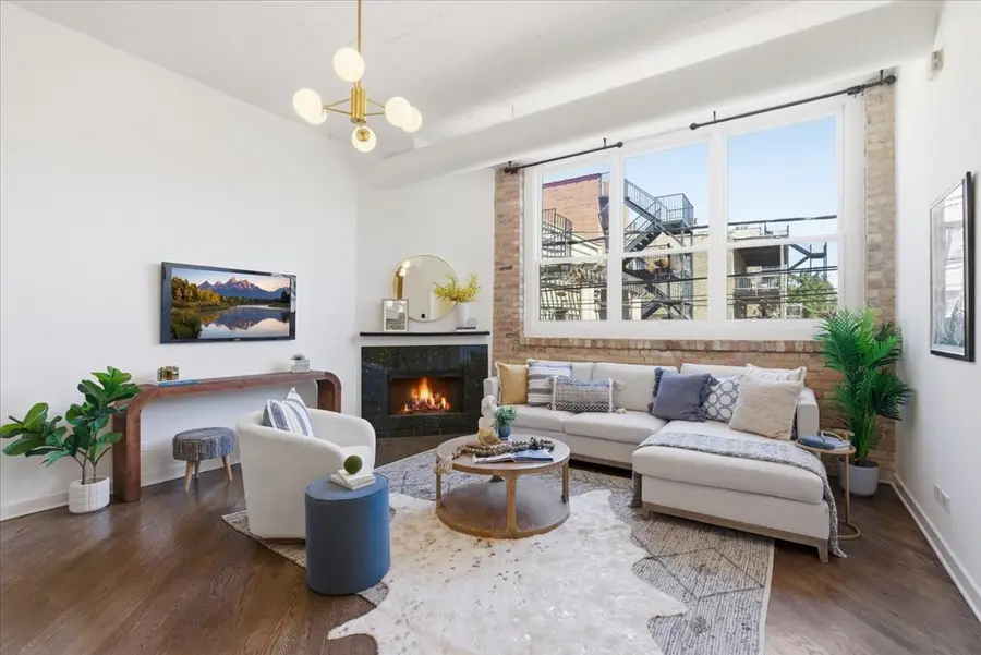1158 W Armitage Avenue #206, Chicago, IL 60614 - #3
