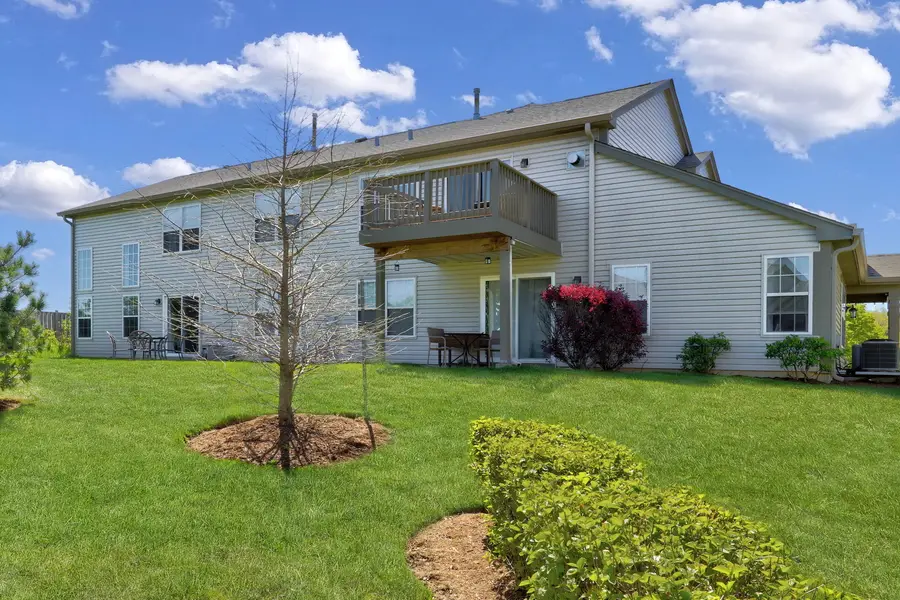 563 Willow Way #563, Lindenhurst, IL 60046 - #2