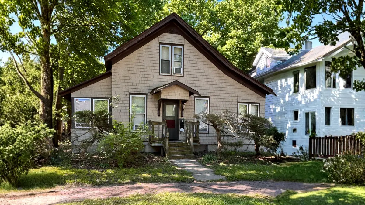 703 W High Street, Urbana, IL 61801 - #1