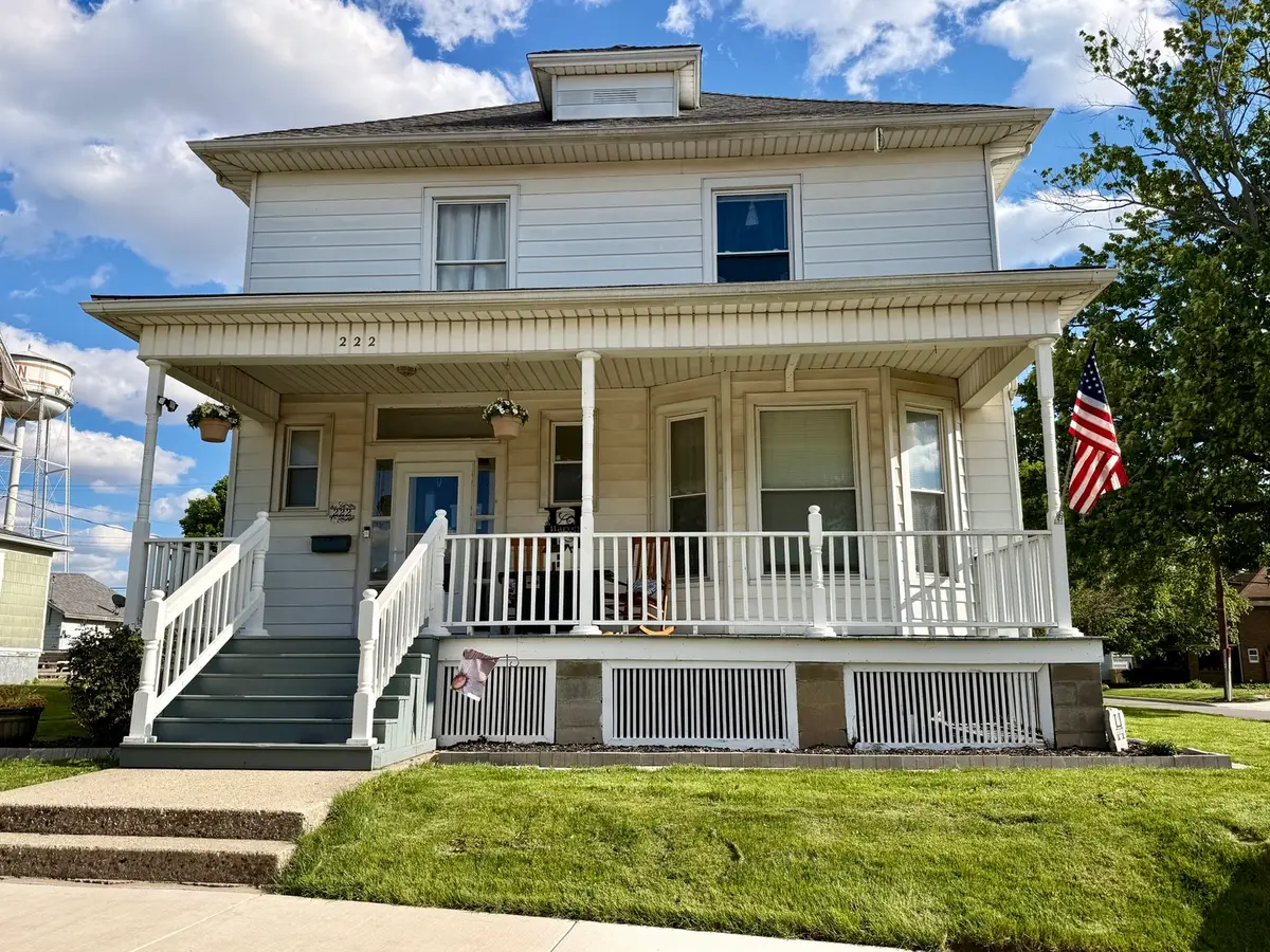 222 W Main Street, Clinton, IL 61727 - #1