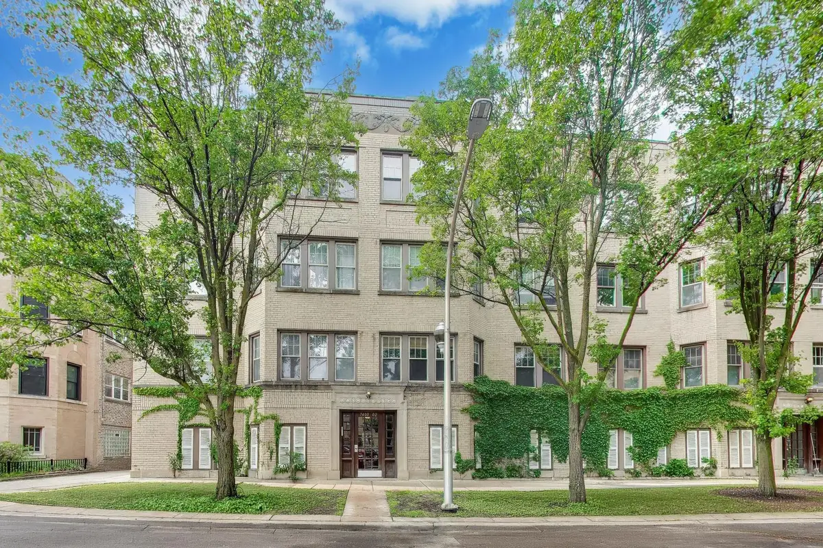 7400 N Seeley Avenue #3, Chicago, IL 60645 - #1