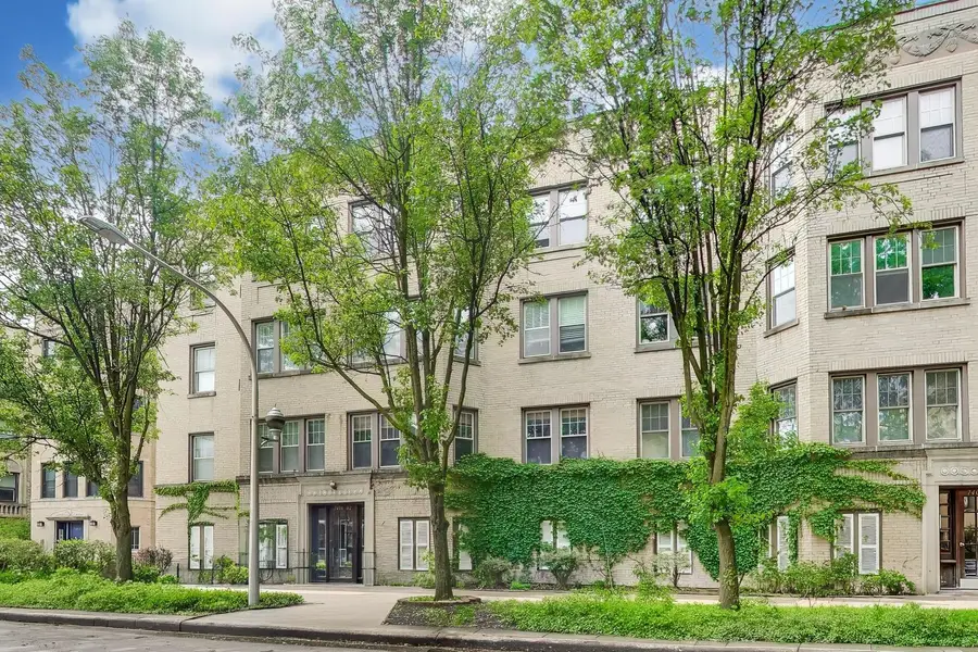 7400 N Seeley Avenue #3, Chicago, IL 60645 - #2