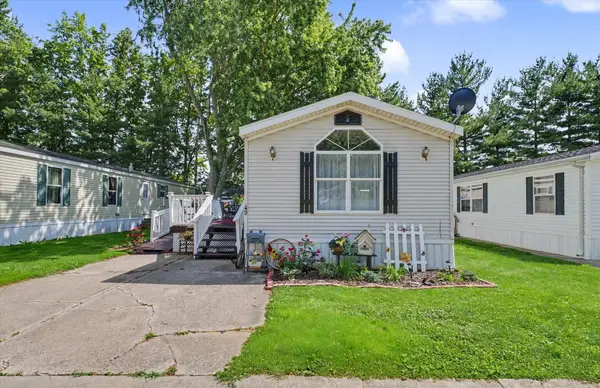 49 Coachman Drive, Monticello, IL 61856