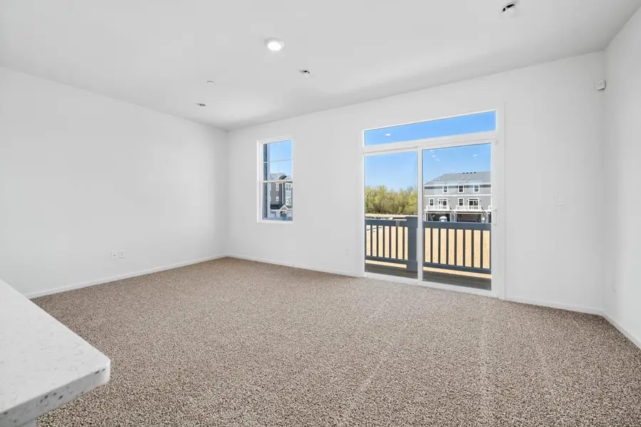 2032 Yellowstone Boulevard, Mundelein, IL 60060 - #3