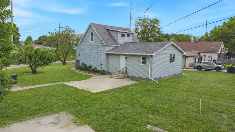 700 E Canal Avenue, Ottawa, IL 61350 - #3