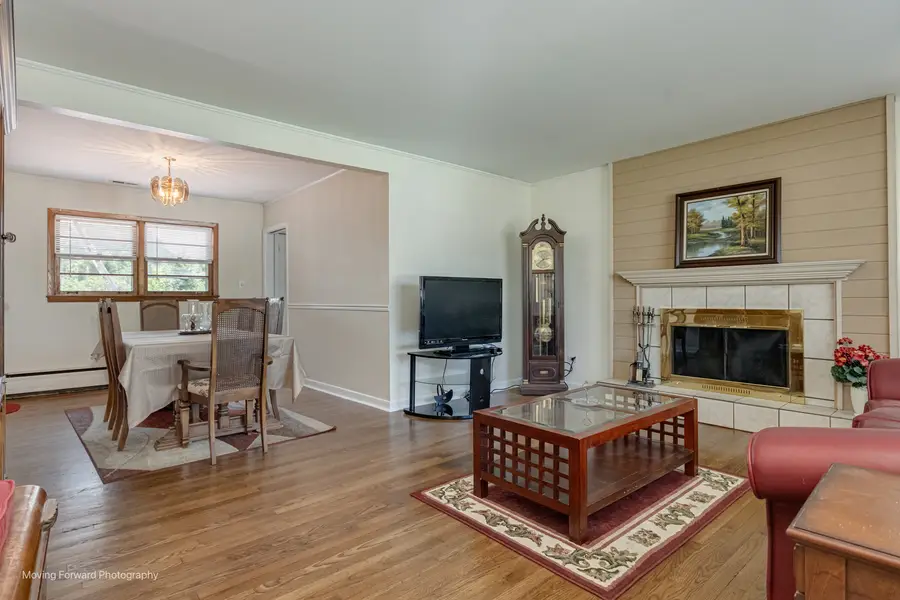 125 N Oak Leaf Drive, Addison, IL 60101 - #2