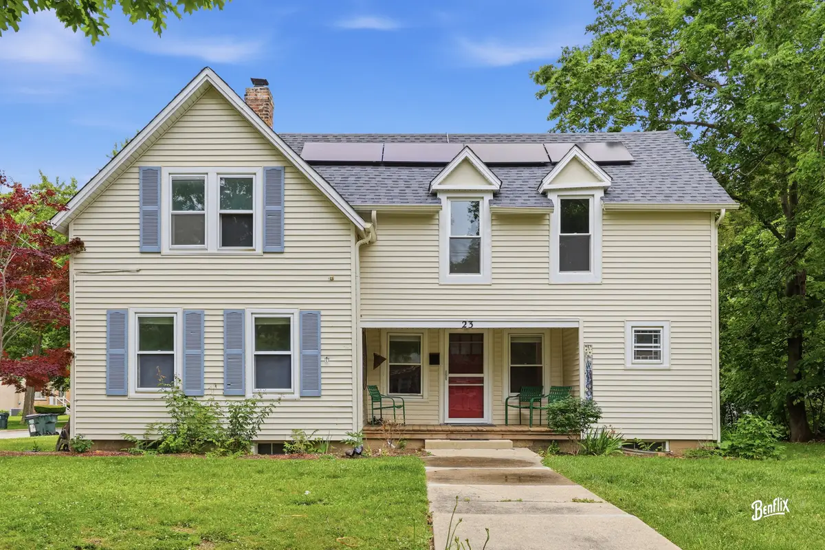 23 N Benton Street, Palatine, IL 60067 - #1