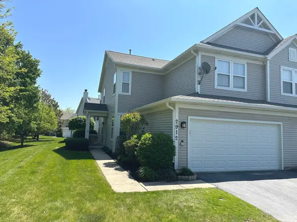 2912 Falling Waters Lane, Lindenhurst, IL 60046