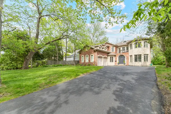 3219 University Avenue, Highland Park, IL 60035