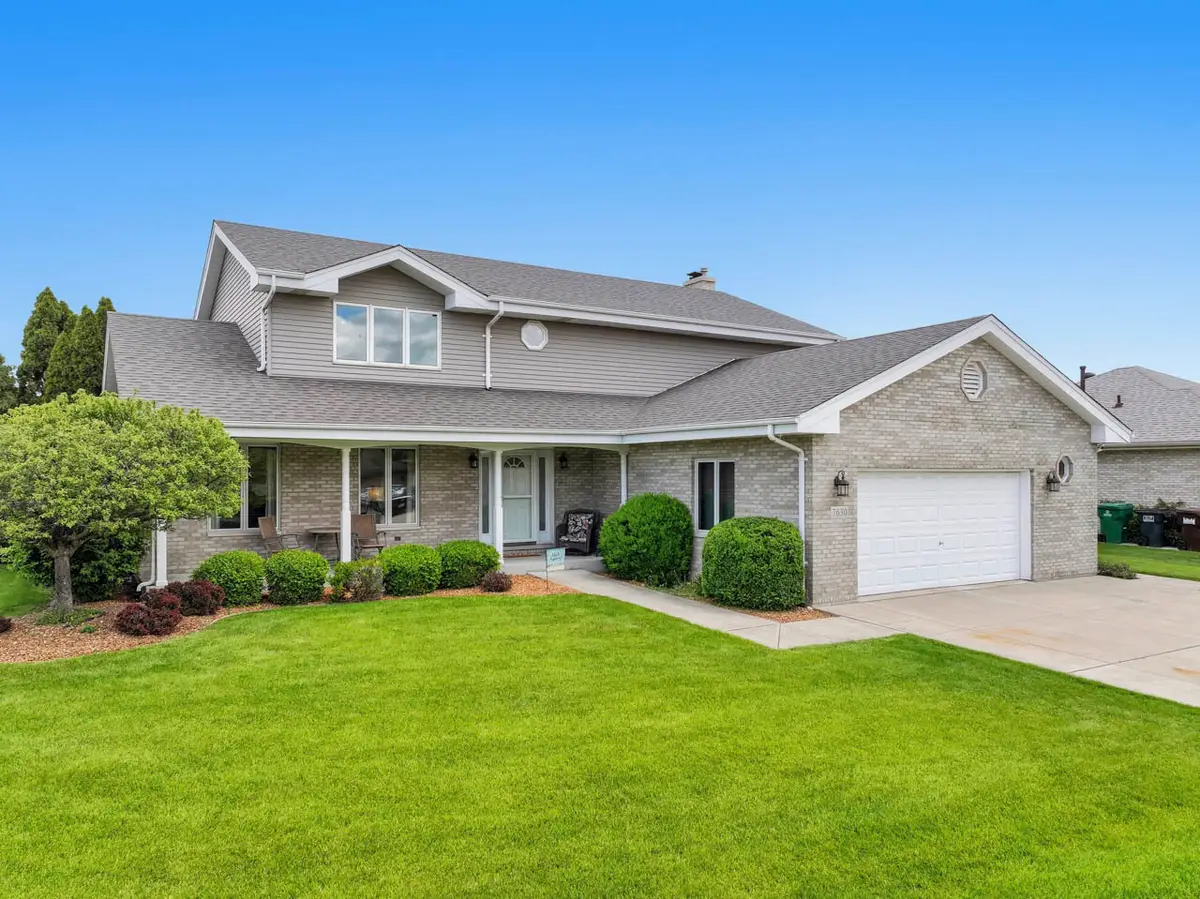 7630 Prestwick Drive, Tinley Park, IL 60477 - #1