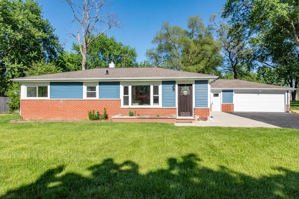 37155 N Shirley Drive, Gurnee, IL 60031 - #1
