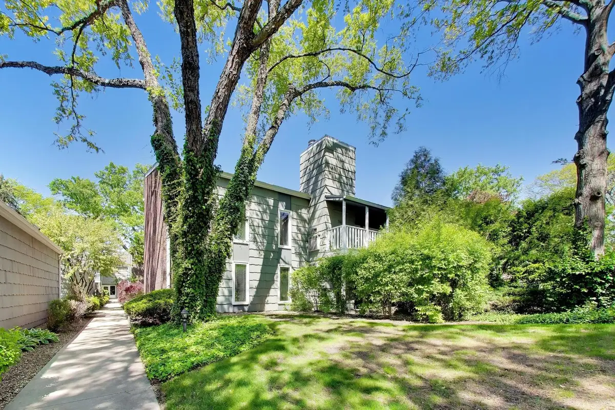1520 Stonebridge Trail #2-1, Wheaton, IL 60189 - #1