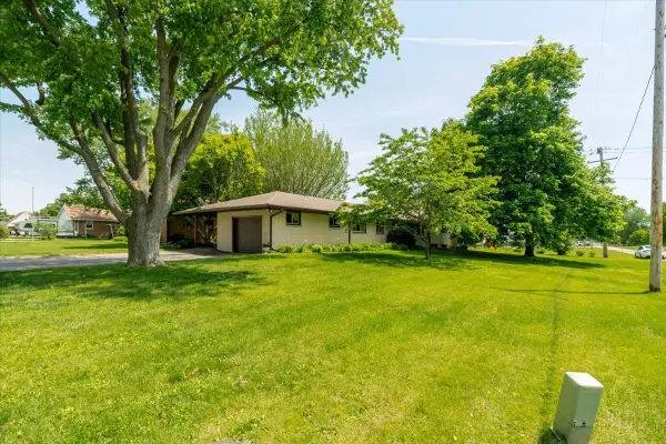 607 N Mill Street, Leroy, IL 61752