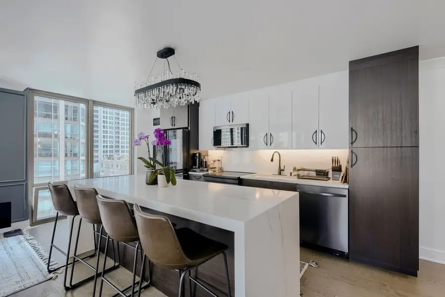 2 E Erie Street #1511, Chicago, IL 60611 - #3
