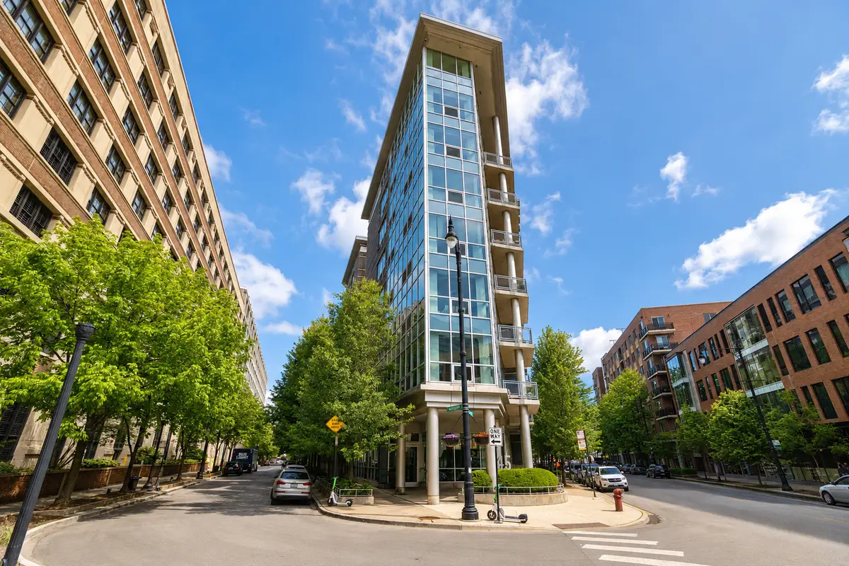 845 N Kingsbury Street #704, Chicago, IL 60610 - #1