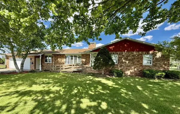 1129 Nw 5th Avenue, Galva, IL 61434