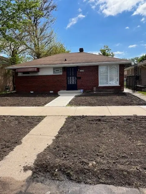 10845 S Emerald Avenue, Chicago, IL 60628