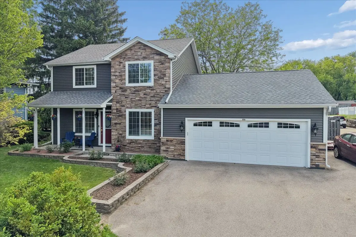 816 Belle Plaine Avenue, Gurnee, IL 60031 - #1