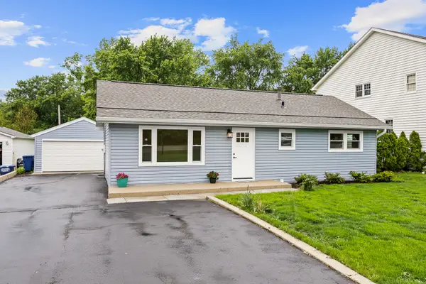 6214 Pershing Avenue, Downers Grove, IL 60516