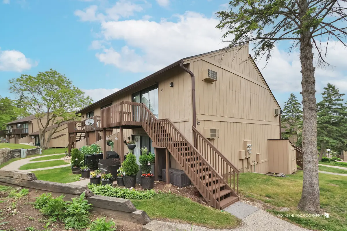 22 Jamaica Colony #8, Fox Lake, IL 60020 - #1