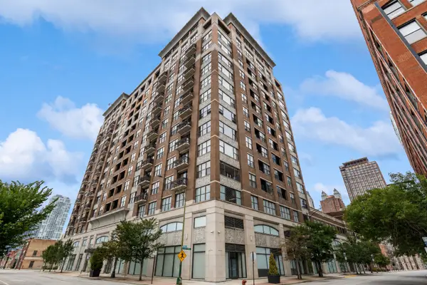 849 N Franklin Street #1115, Chicago, IL 60610