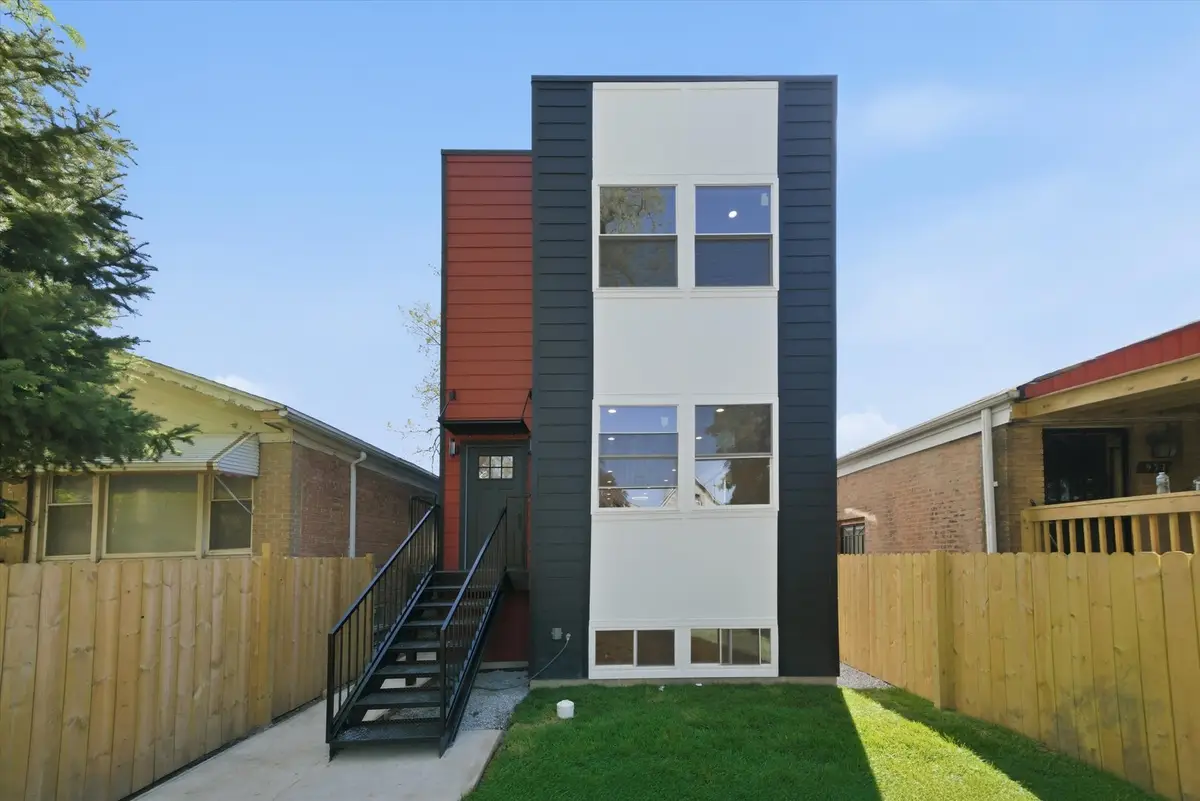 939 N Harding Avenue, Chicago, IL 60651 - #1
