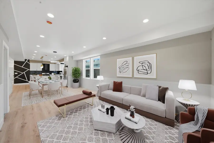 939 N Harding Avenue, Chicago, IL 60651 - #3