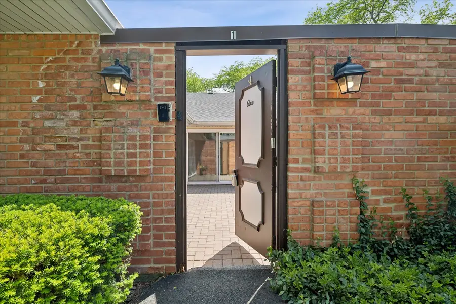 1 Carlisle On Duxbury Court, Rolling Meadows, IL 60008 - #3