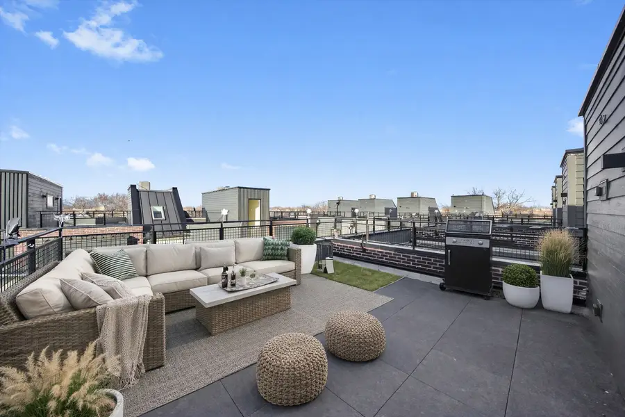 4232 W Belmont Avenue #6, Chicago, IL 60641 - #2
