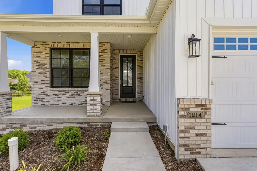 1214 Briarwood Lane, Mahomet, IL 61853 - #2