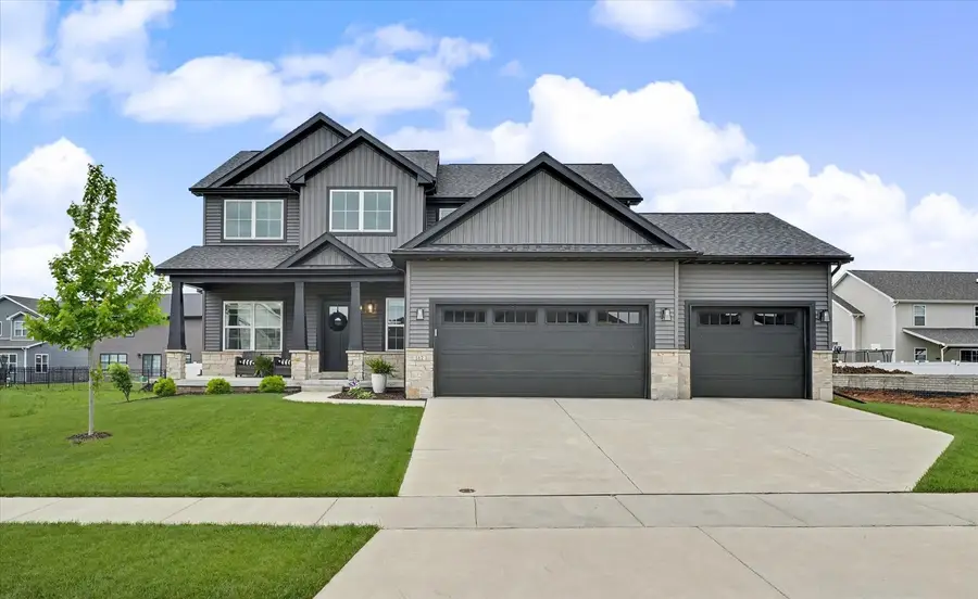 512 Wheatley Drive, Mahomet, IL 61853 - #2
